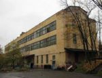 Аптекарский пр.5, литер В. Прямоугольное производственное здание во дворе комплекса